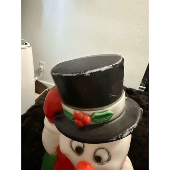 Vintage General Foam Plastics 18" Blow Mold Snowman Christmas Frosty - Picture 3 of 7